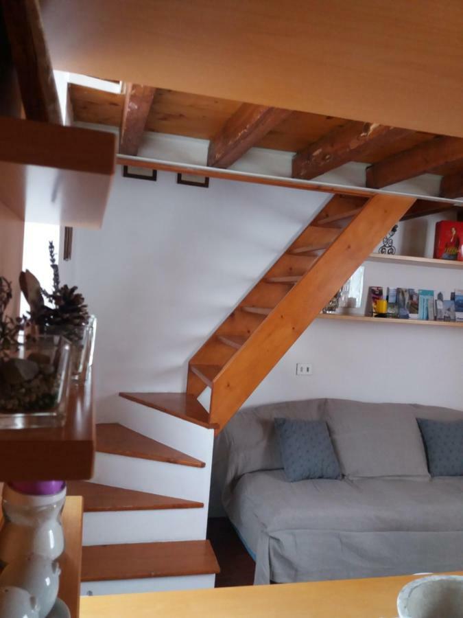 Queen'S Loft Черноббіо Екстер'єр фото
